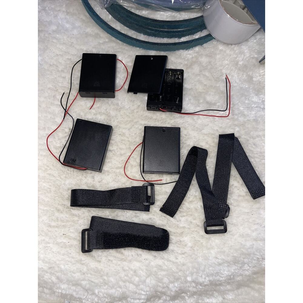 4 x 4-AAA Cells Battery Holder Case‎ Box With Wire Leads & Cover & ON/OFF Switch